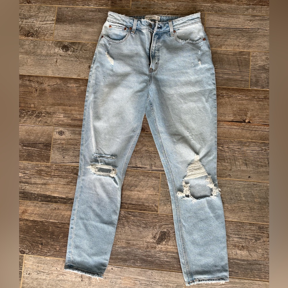 Abercrombie & Fitch High Rise Skinny Jean